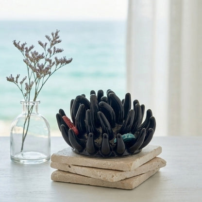 Toocook Soprammobile Anemone Marina in Ceramica Smaltata Artigianale Made in Italy – Scultura Decorativa Tema Mare, Ø 12 cm h 7 cm – Nero